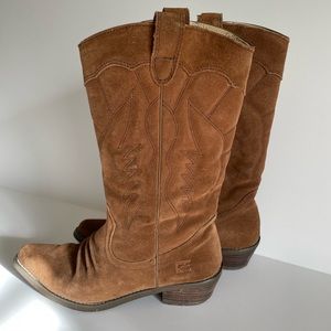 Roxy Brown suede country boots